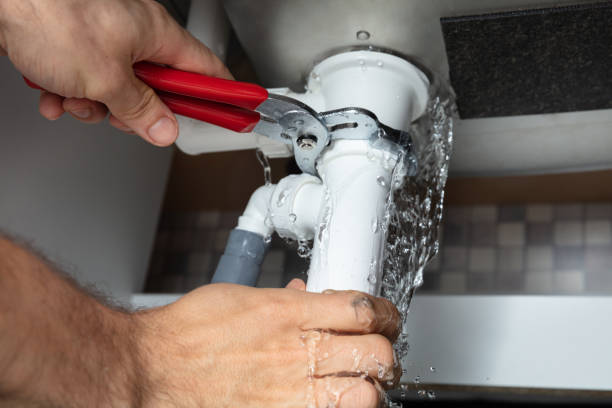 Best Flood damage cleanup  in Country Clu, FL